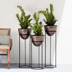 Egg Shaped Fancy Planters with Stand (Set of 3)